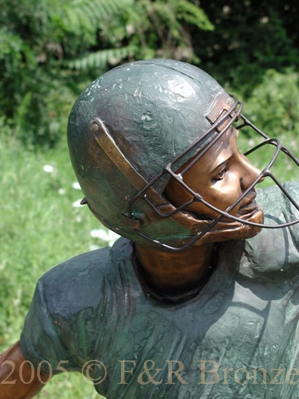 The Quarterback bronze statue-5